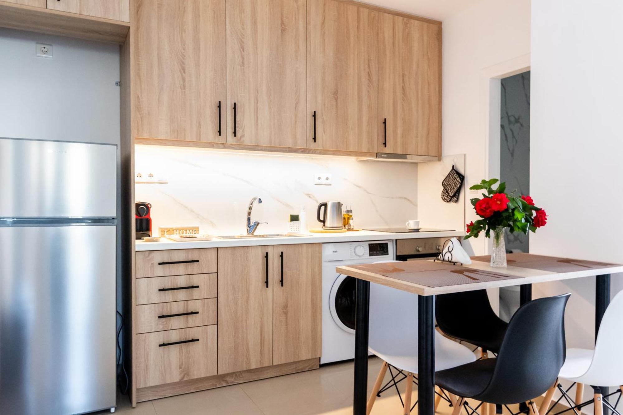Pagani Urban - Premium Private Apartment カラマタ エクステリア 写真